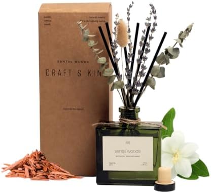 Craft Kin Reed Diffuser with Dried Flowers 5 oz Santal Woods