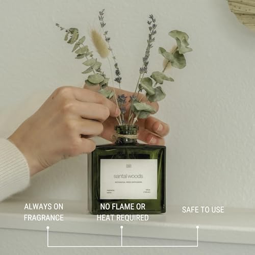 Craft Kin Reed Diffuser with Dried Flowers 5 oz Santal Woods