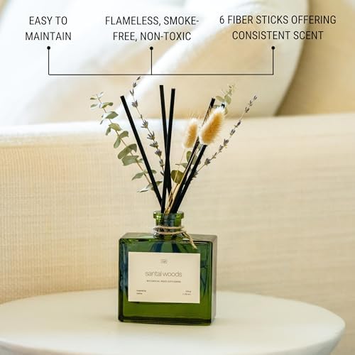 Craft Kin Reed Diffuser with Dried Flowers 5 oz Santal Woods