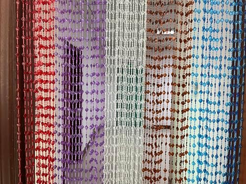 ZiDeTang Acrylic Maple Leaf Beaded Curtain Panel