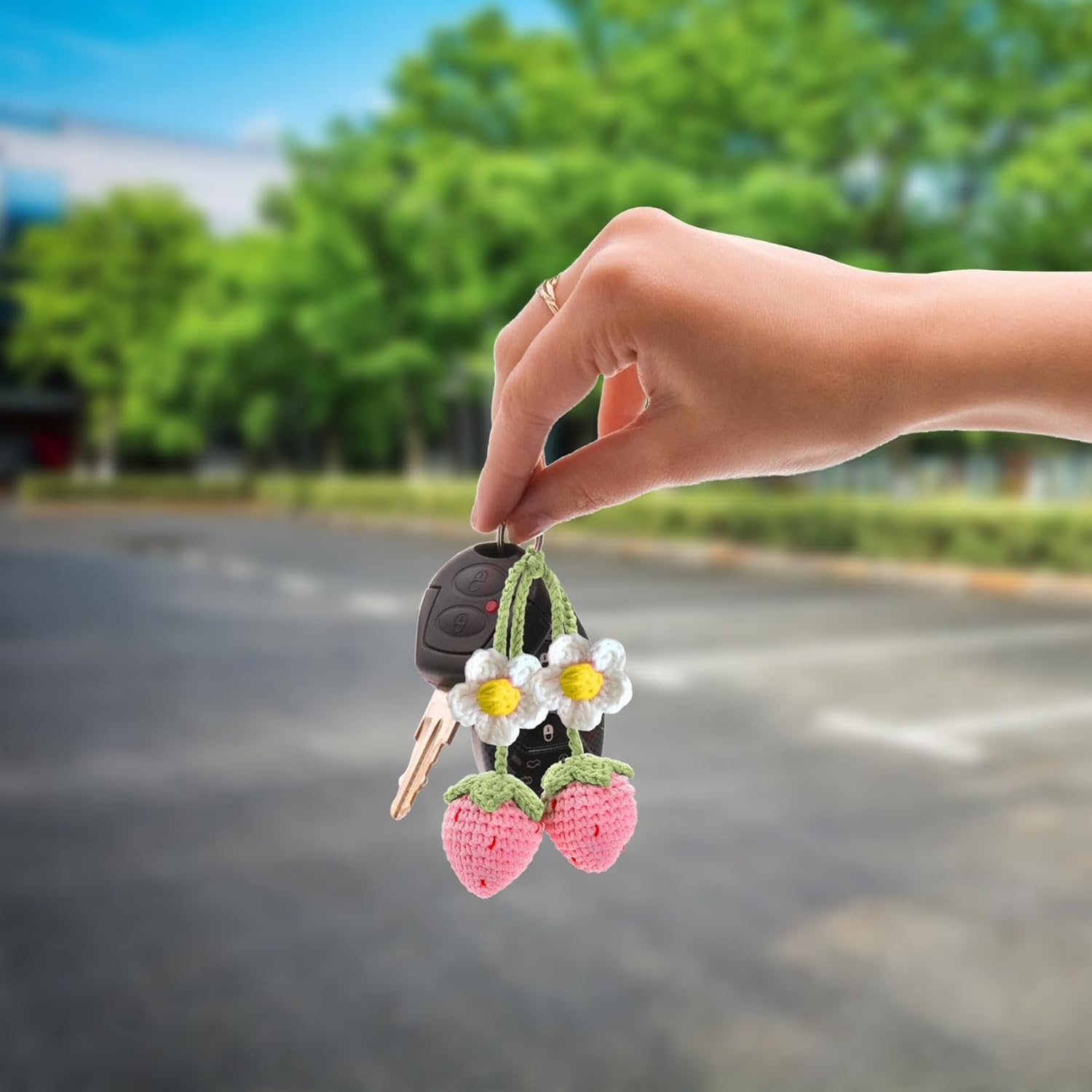LB 2PCS Crochet Strawberry Flower Car Hanging Ornament