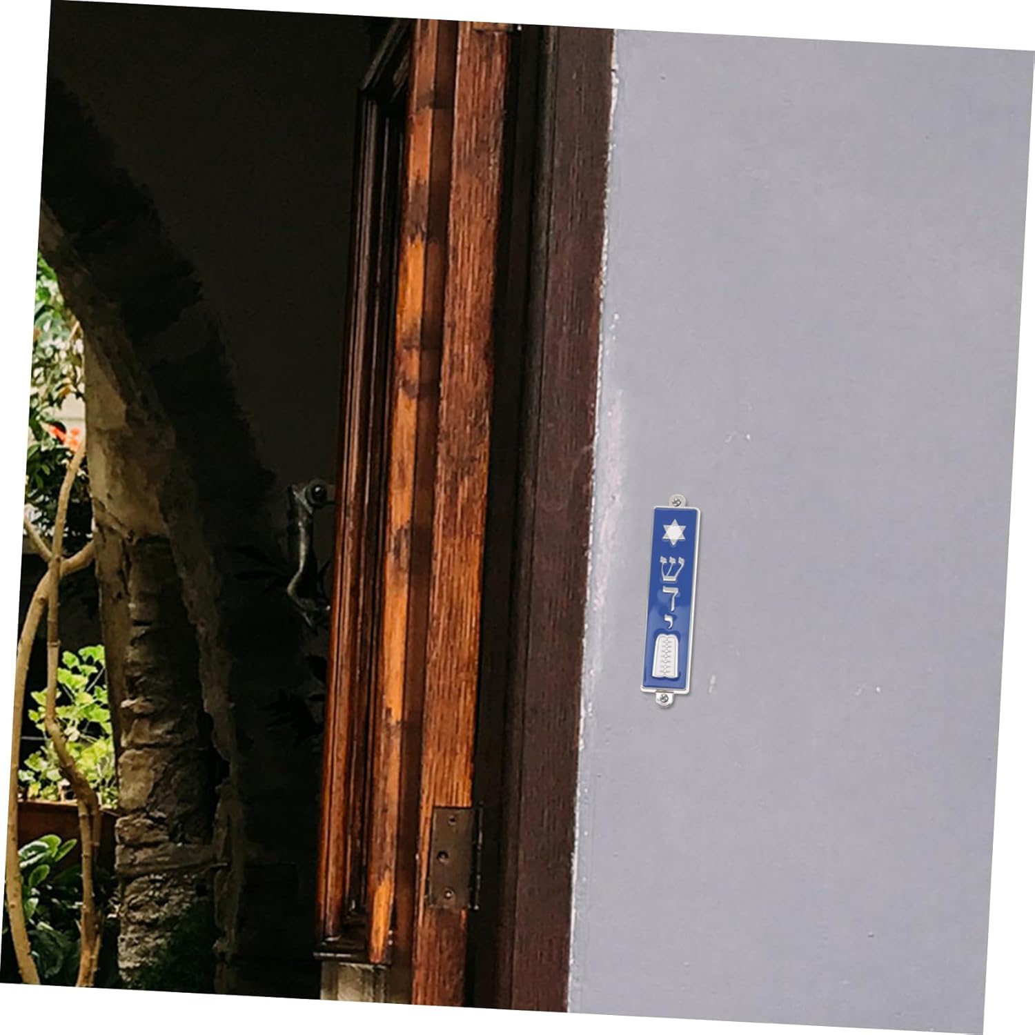 LIFKICH Mezuzah with Holy Text and Crown Decor